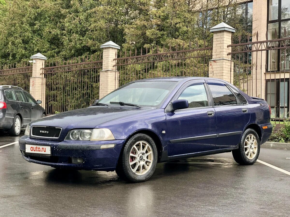Купить вольво б у россия. Volvo s40 2003 1.8. Volvo s40 2003 синяя. Volvo s40 Рестайлинг 2003. Вольво с 90 седан 2003.