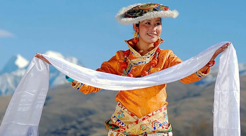 Amaarae angels in tibet