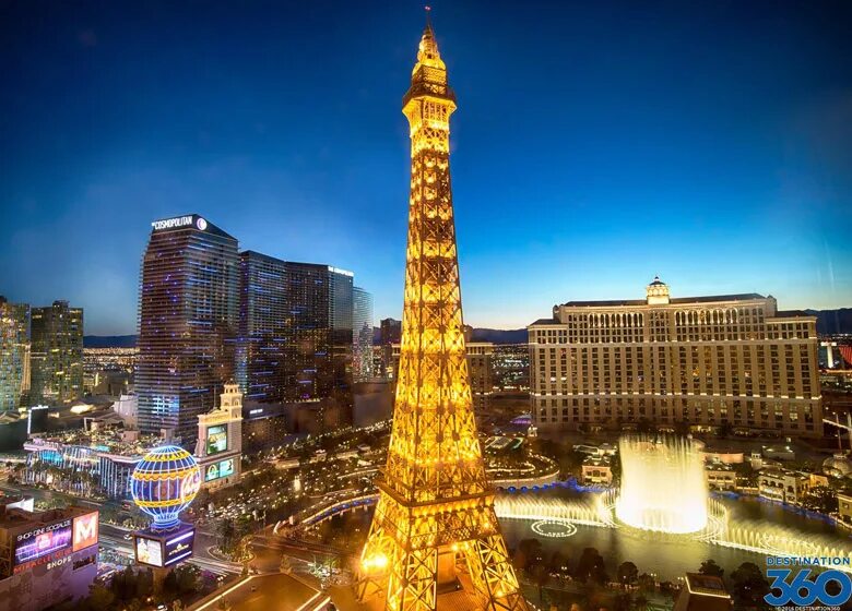 Красавица башня. Эйфелева башня в лас вегасе. eiffel tower лас вегас. отель париж и эйфелева башня лас вегас. эйфелева башня в лас вегасе высота.
