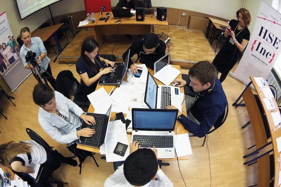 бизнес инкубатор. It park стартапы. инкубатор предпринимательства. стартап бизнес инкубатор. бизнес инкубатор.