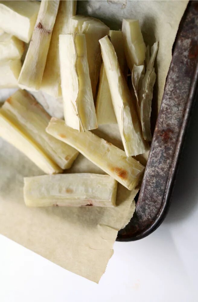 Юкка это еда. Юкка cassava. юкка блюдо. кассава блюдо. кубинское блюдо юкка.