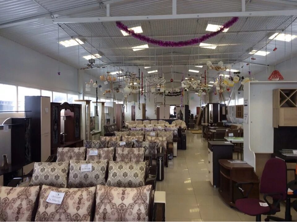 Мебельный магазин зерноград. Посёлок весёлый ростовской области. Магазин солнышко зерноград мебельный. Мебельный магазин зерноград. Ростов поселок веселый.