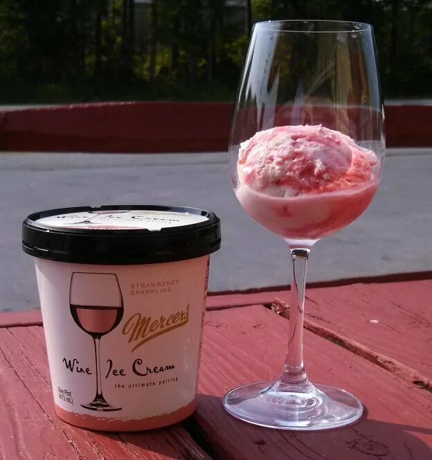 мороженое из вина грузия. сорбет. мороженое с вином. мороженое с красным вином. мороженое с вином.