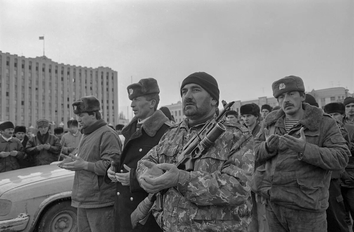 Штурм президентского дворца в Грозном 1995. Чечня 1994 штурм Грозного.