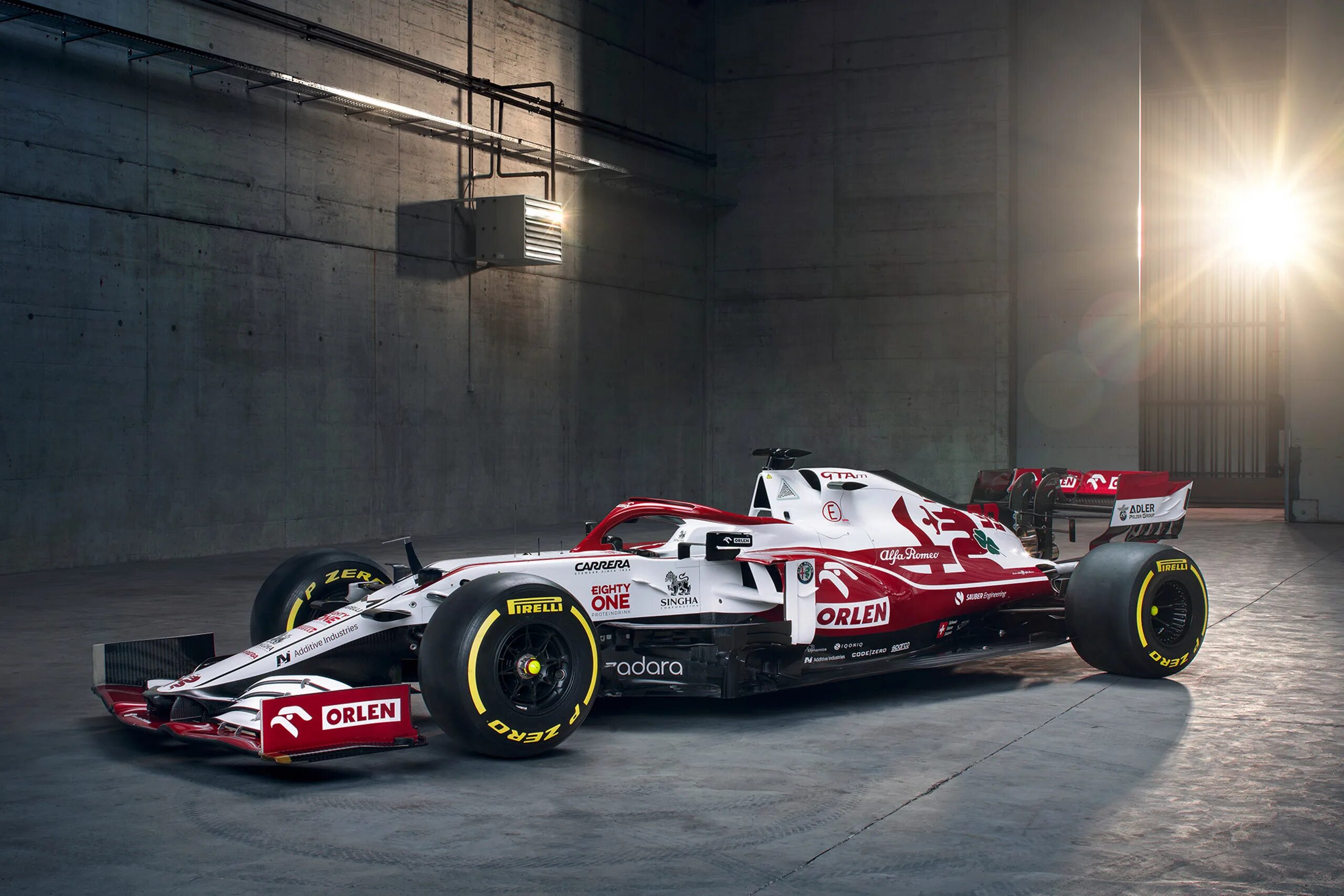 Рейсинг кар 2025. Болид haas 2025. alfa romeo f1 2025. alfa romeo racing c41. болид альфа таури 2025.