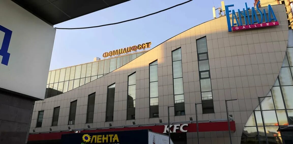 Площадь маркса 2 новосибирск. Площадь маркса 2. Тц гранит новосибирск на маркса. Компьютерный центр новосибирск площадь маркса. Площадь маркса 2.