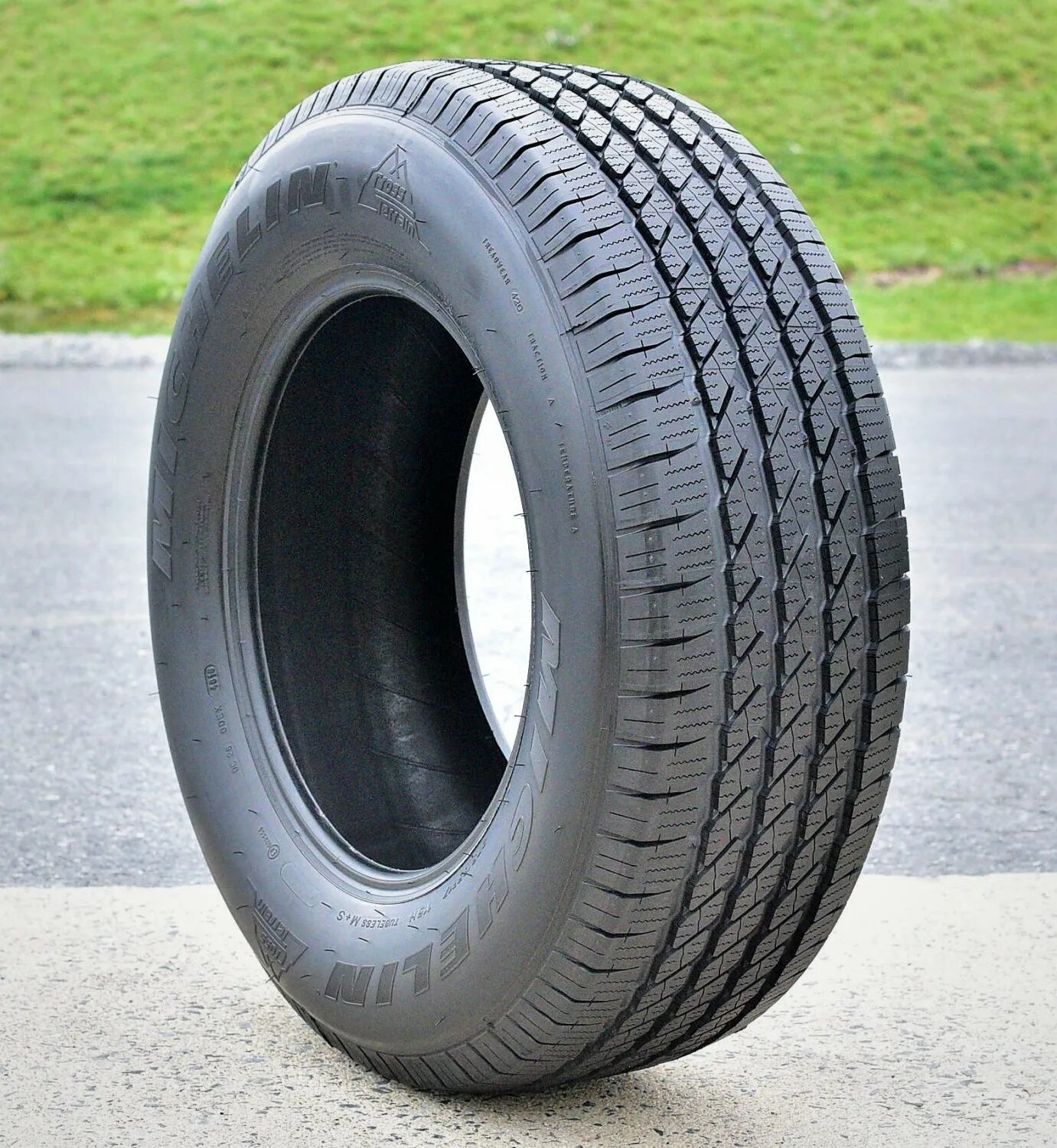 Michelin latitude r17. Мишлен Cross Terrain. Michelin Cross Terrain SUV. Michelin Latitude Tour 265/65 r17. Мишлен 165/65/14.