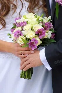 Нужно ли цветы на свадьбу