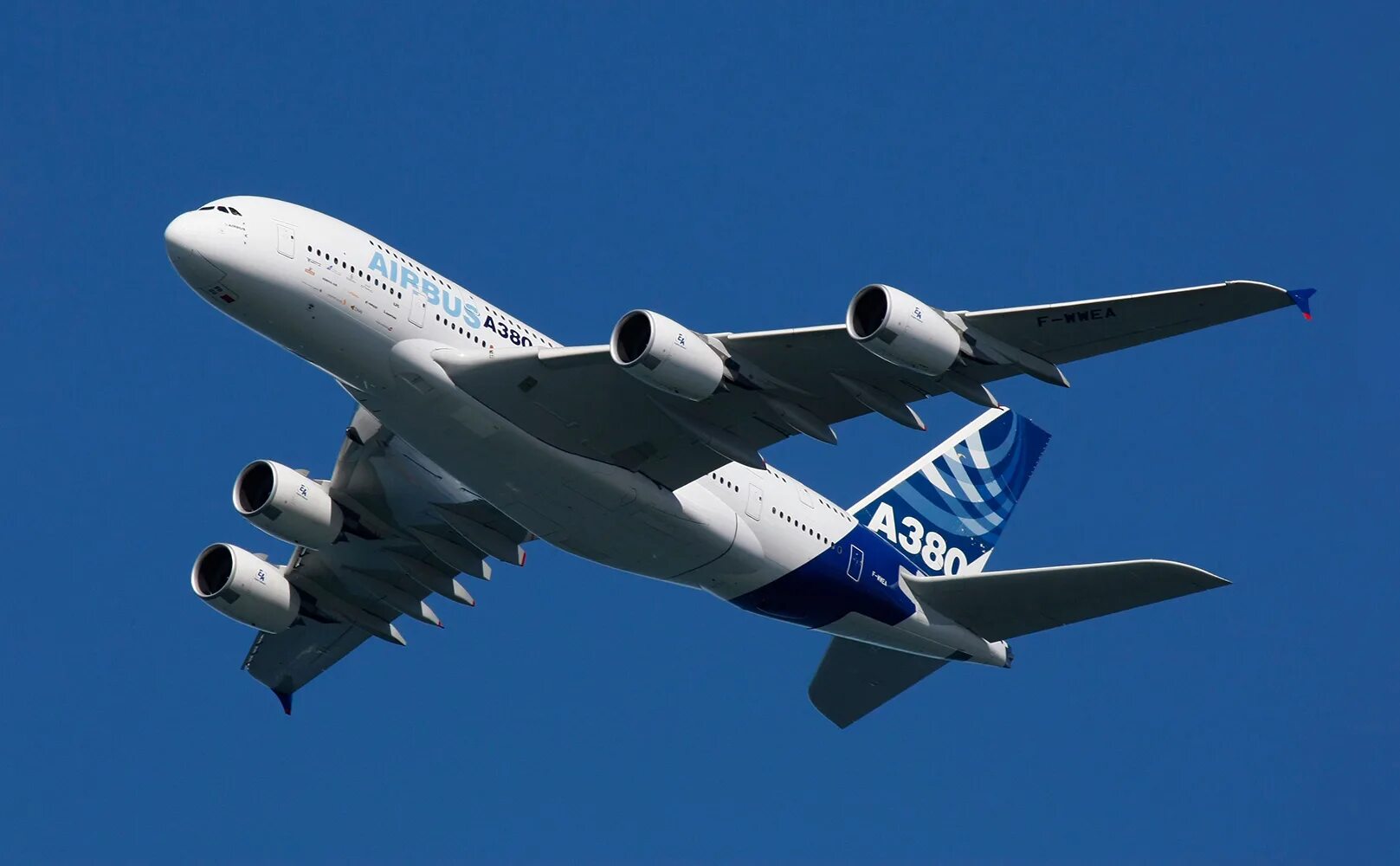 Эирбас. Самолёт Airbus a380. Эйрбас 380. Airbus a380: Аэробус пассажирский. Аэрбас 380-880.