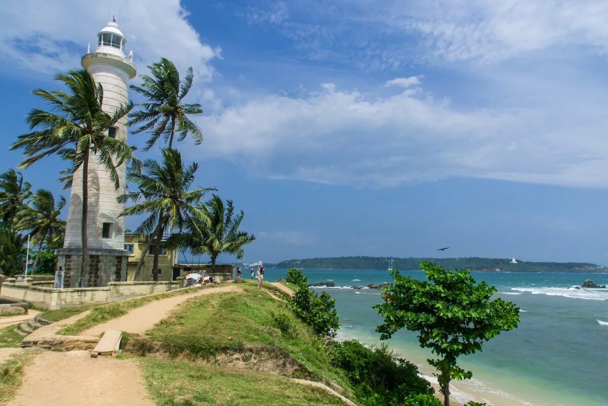 Шри ланка sri lanka. Маяк Галле Шри Ланка. Негомбо Шри Ланка. Галле Шри Ланка пляжи.