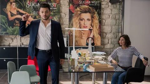 Mélanie Bernier and Kev Adams in Love Addict (2018). 