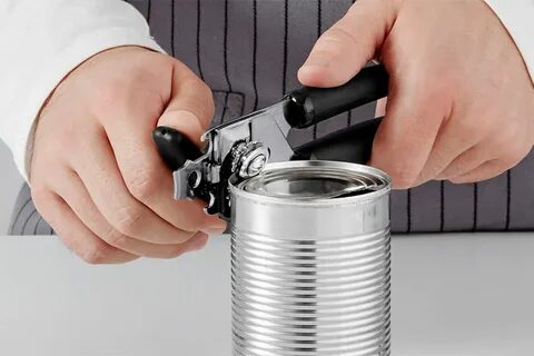 Как пользоваться консервным ножом