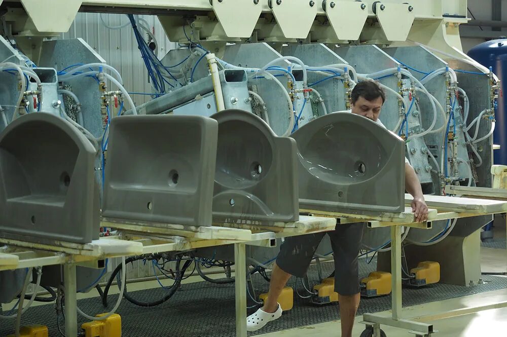 ооо зелёные линии киров. кировский завод стройфарфор калужская область. вакансии киров калужская. город киров калужская область. день города киров калужская область.