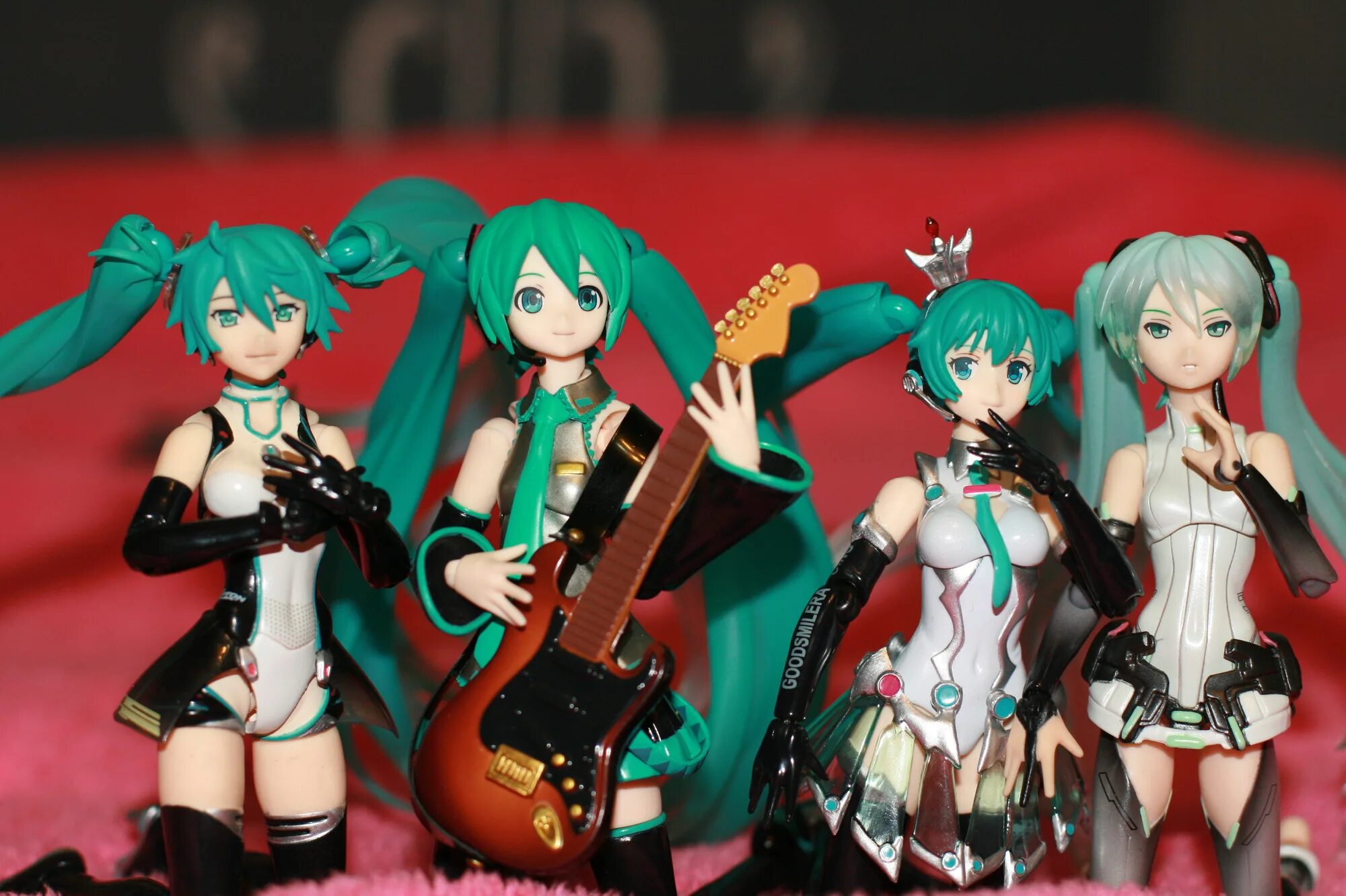 Figma border. Фигурка фигма Хацуне Мику 200. Racing Miku 2011 figma. Figma 200 - Hatsune Miku 2.0. Figma Racing Miku.