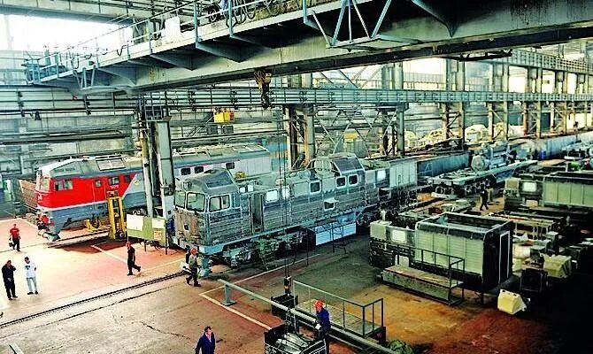 Тэ116у тепловоз. Завод теепловозов луганск. Луганский тепловозостроительный завод ссср. Луганский ворошиловградский тепловозостроительный завод. Луганский ворошиловградский тепловозостроительный завод.