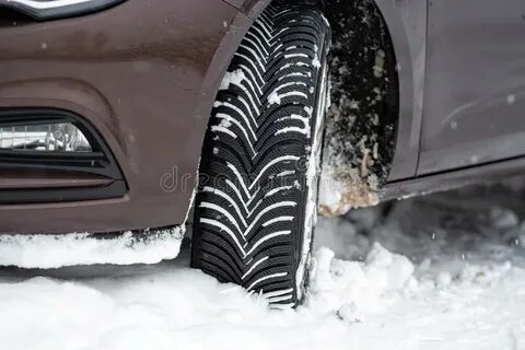 Когда по правилам менять зимнюю