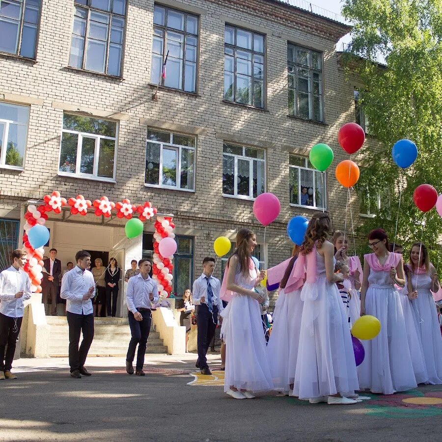 Школа 35 начальные классы. 35 Школа г Донецк. Школа 35 города Донецка. Донецк школа 35 учителя. 35 Школа Таганрог.