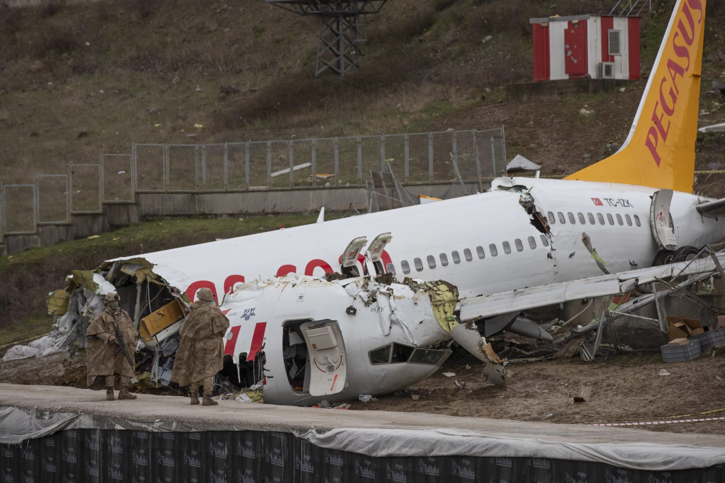 Авиакатастрофа в сша. Pegasus Airlines авиакатастрофы. Авиакатастрофа на Тенерифе 1977. АЛОХА 243 авиакатастрофа.