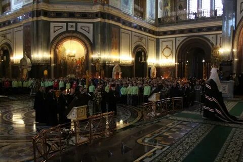 Вечерня сейчас