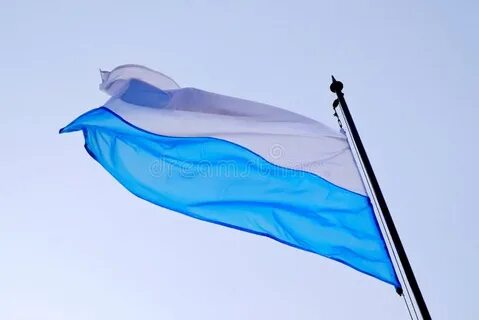 Чей флаг на голубом фоне