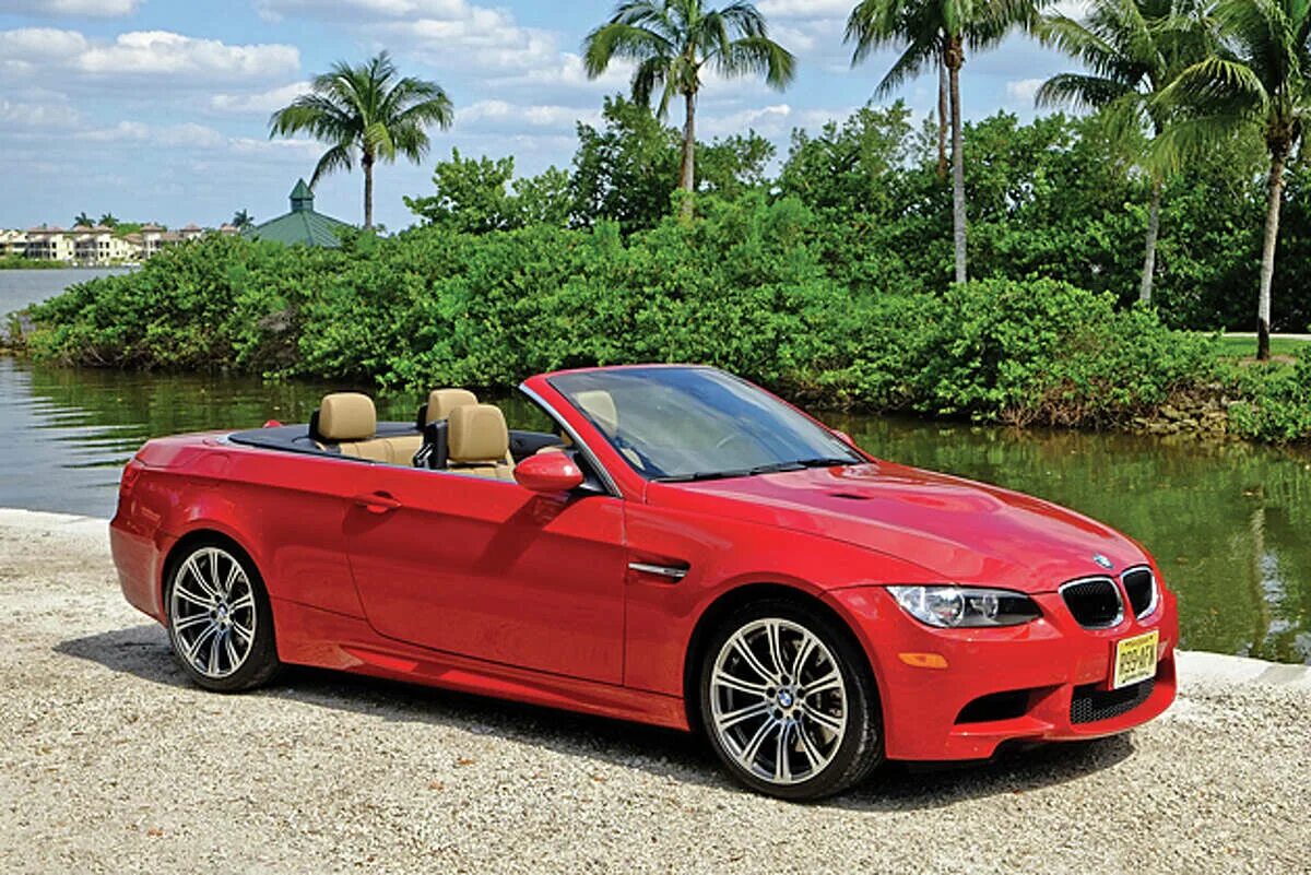 Купить кабриолет бу россия. BMW m3 Cabriolet. BMW 3 кабриолет. BMW m3 Convertible. BMW m3 Cabriolet 2013.