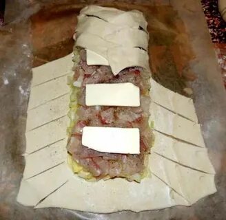 Пирог косичка из слоеного теста