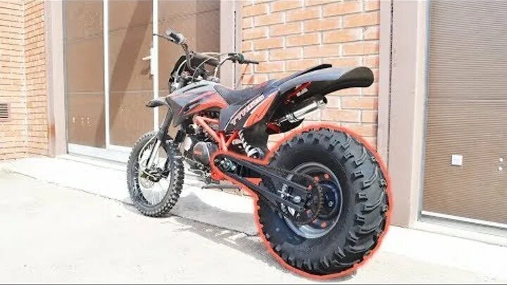 Питбайк bse evo 125. Ттр 125 стант. Ттр 125 квадроколесо. Тюнинг питбайка 125. Питбайк ктм стант.