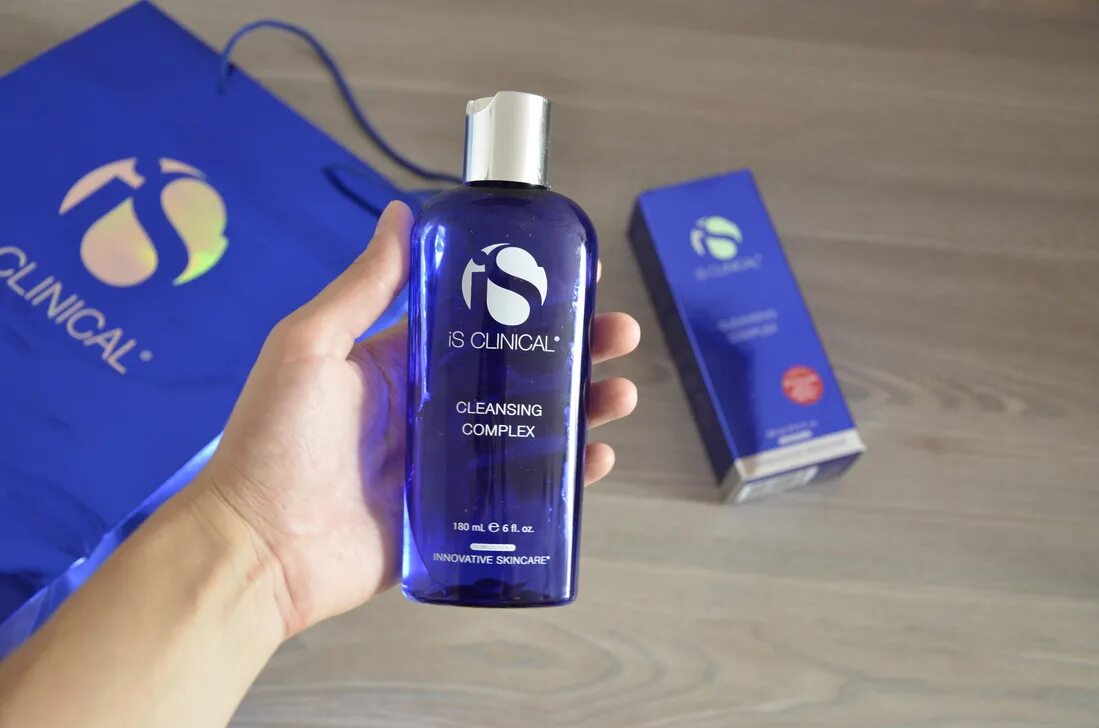 Набор омолаживающий is clinical. Clean complex. Огонь и лед ис клиникал. Набор омолаживающий -pure renewal collection. Clean clinic.