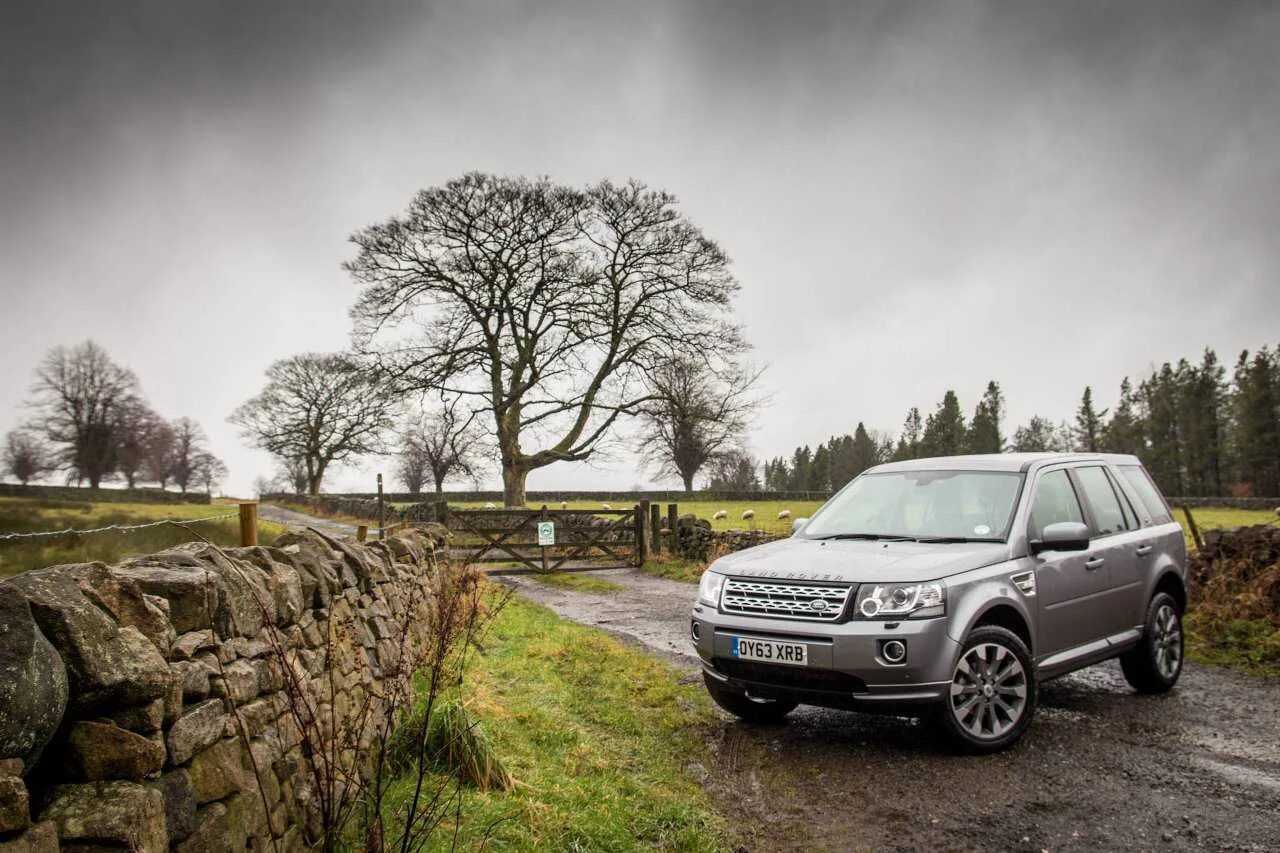 Range Rover Фрилендер. Ленд Ровер Фрилендер 2. Рендж Ровер Freelander 2. Рендж Ровер Фрилендер 2 2013. Дискавери 720