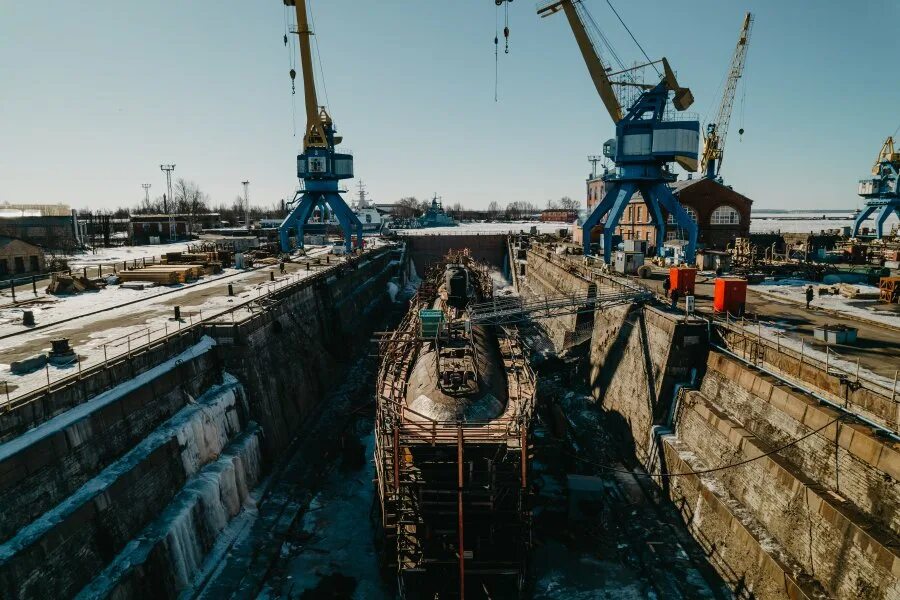 Остров фортов ленинский комсомол. Музей подводная лодка в Кронштадте. Музей военно-морской славы в Кронштадте подводная лодка. К-3 Ленинский комсомол в Кронштадте музей. Музей АПЛ В Кронштадте.