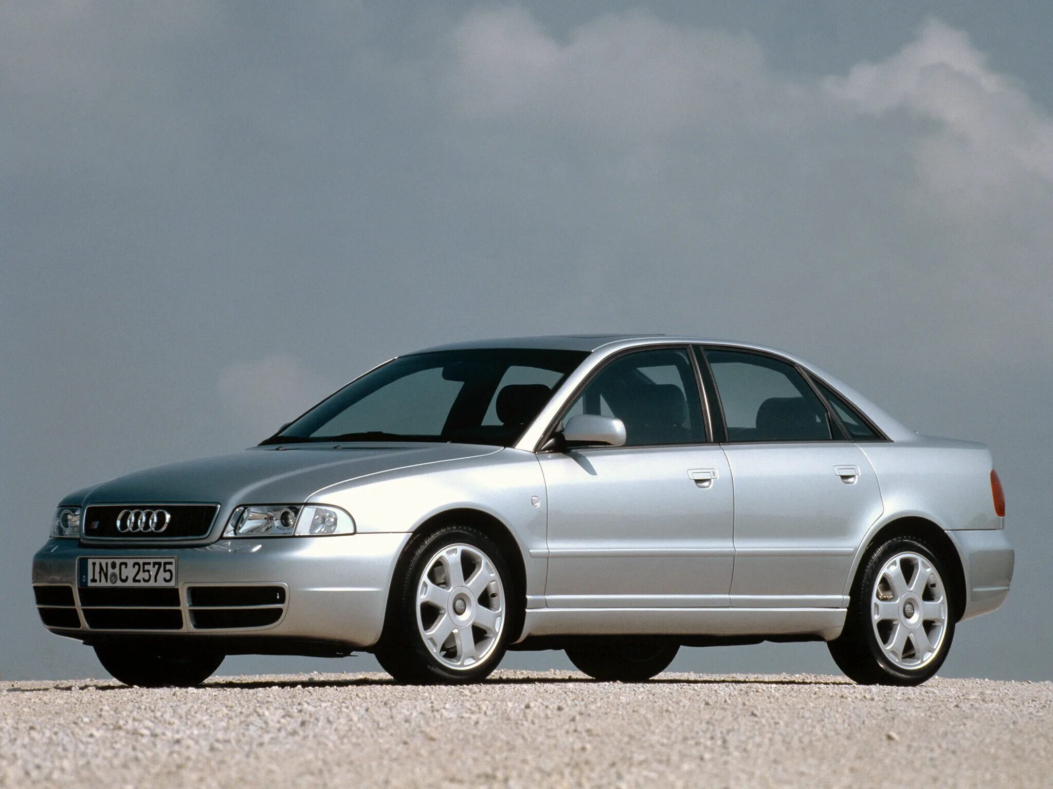 B 5 b2 7. Audi s4 b5. Ауди s4 1997. Audi a4 b5 s4. Audi s4 b5 sedan.