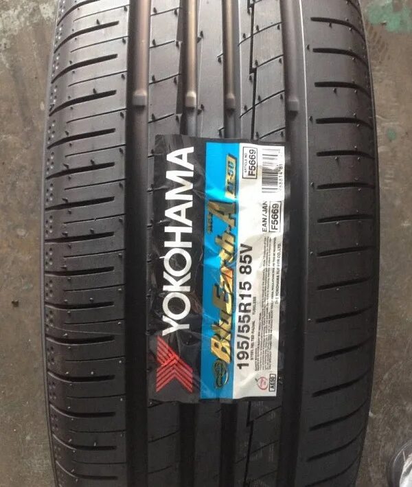 Шины йокогама купить 55 16 купить. Yokohama BLUEARTH ae50. Резина Yokohama BLUEARTH ae50. Yokohama BLUEARTH-A AE-50 195/65 r15 91h. 215/65/17 Yokohama BLUEARTH-A.