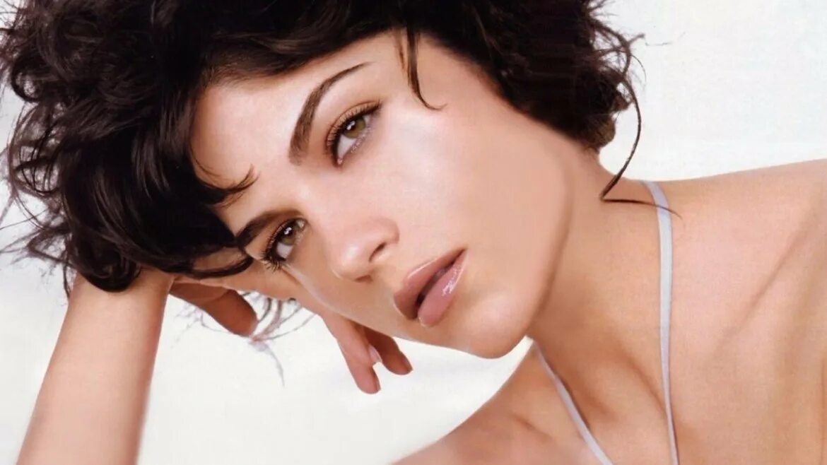 Сэльма кутлуг. Сельма месанович. Сэльма кутлуг. Сэльма кутлуг. Сэльма кутлуг.