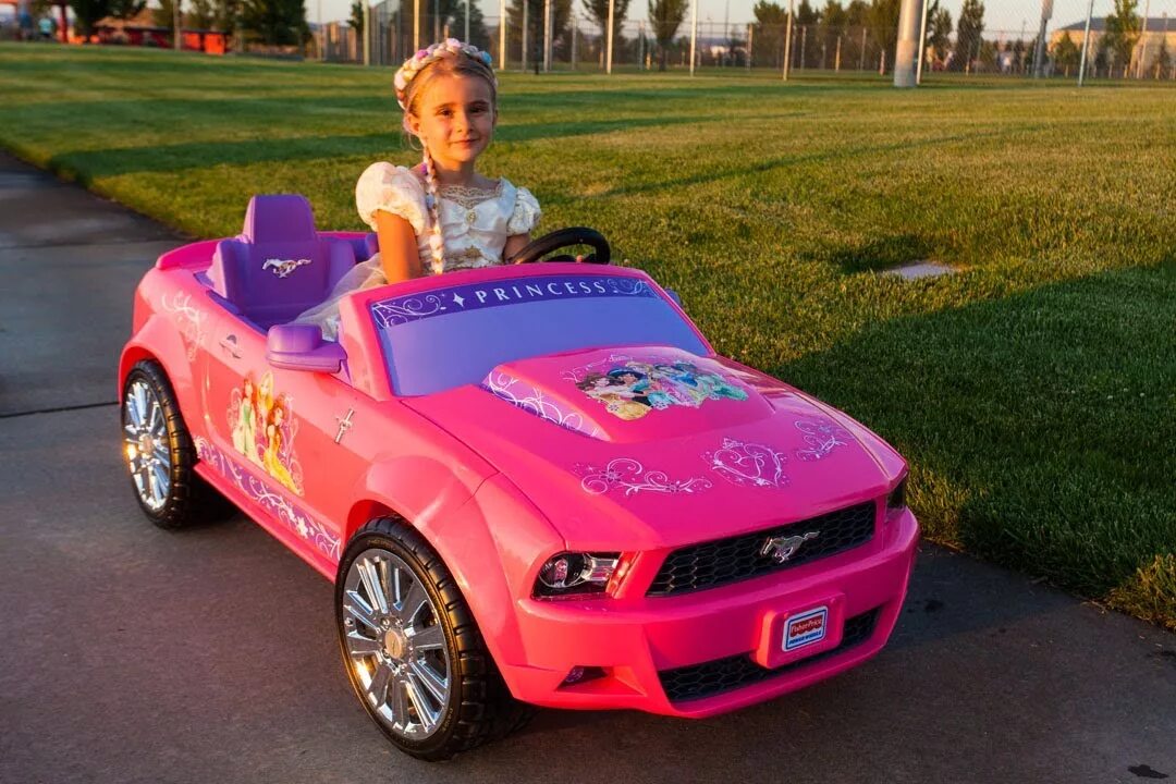 Машины для девочек. Детские машинки. Розовая машинка для девочки. Розовая машина. Про машинках можно