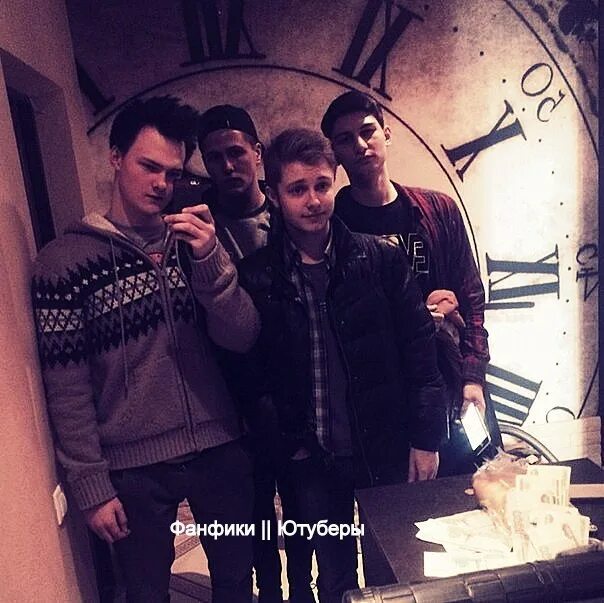 Дрим смп badboyhalo. Лололошка и джонни яой. Фанфики ютуберов. Лололошка джонни флэкджикей. Septiplier фанфики.