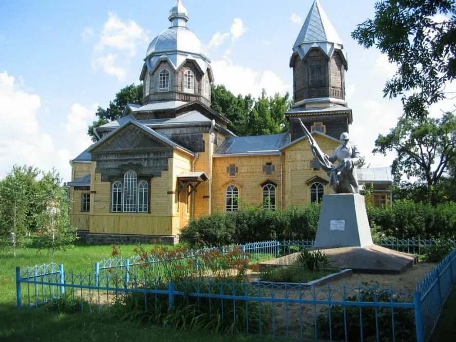 Село роги маньковского района черкасской области. Поселок новоягодное самарская область. Черкасская область маньковский район село роги. Великий хутор черкасская область. Фундуклеевка кировоградской обл.