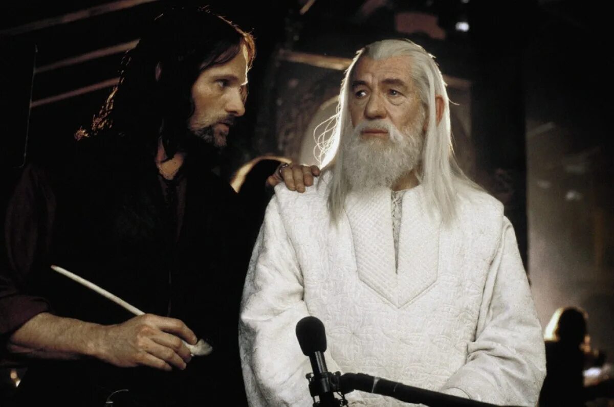 властелин колец возвращение короля саруман. властелин колец 3 арагорн. The lord of the rings 2003 фильм. властелин колец возвращение короля 2001. кино властелин колец возвращение короля.