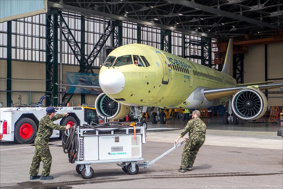 Первый полет мс. МС-21-310. Аэродромный преобразователь. Аэродромный преобразователь частоты 400 Гц. Летно испытательная станция.