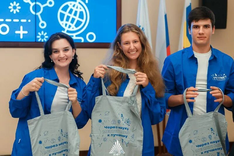 Волонтеры культуры арт. Донские волонтеры. Добровольцы ростов. Донволонтер. Волонтерские проекты в ростовской области.