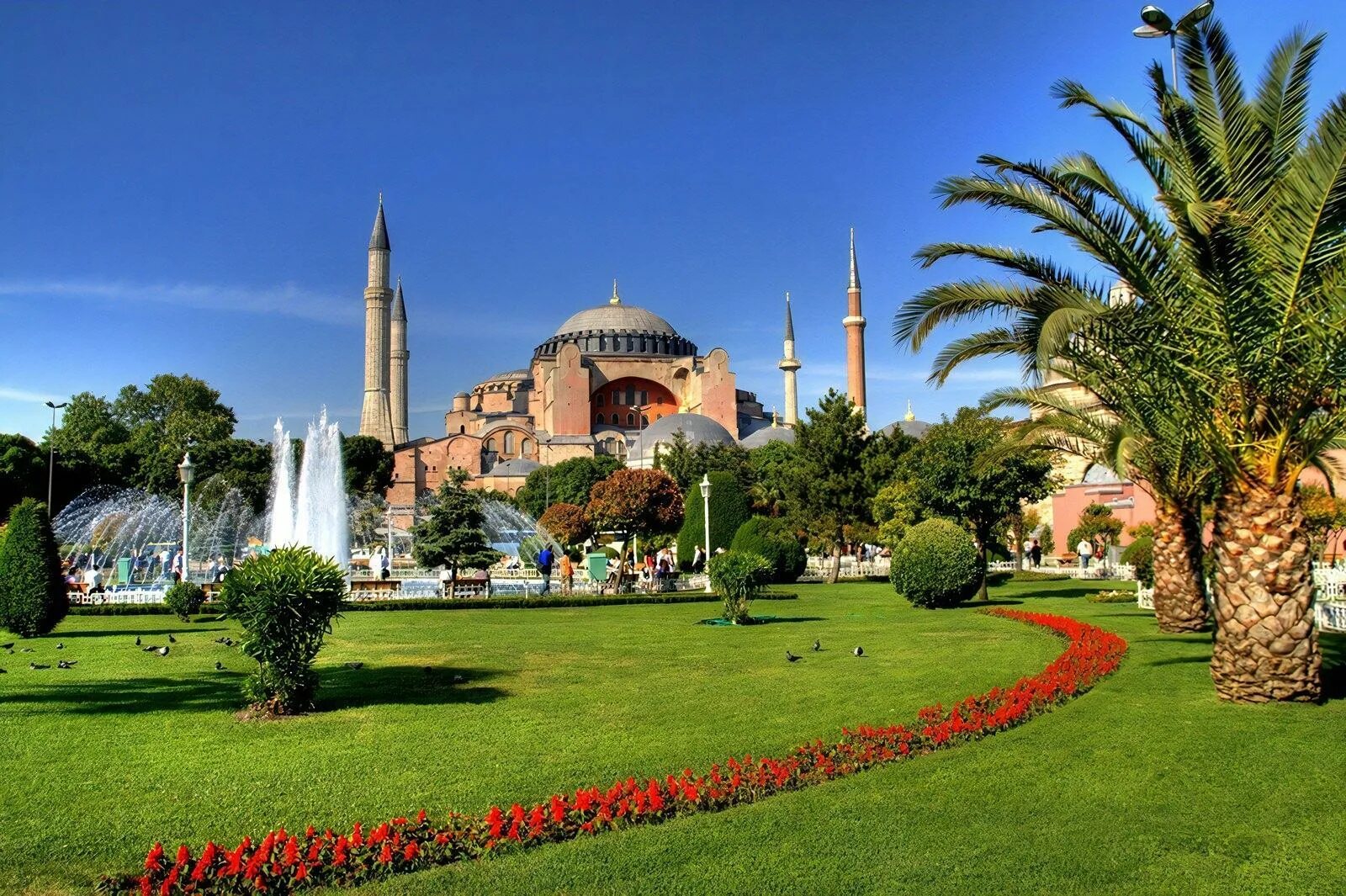 Город султанахмет. Турция Истамбул. Турция Султанахмет. Стамбул Турция достопримечательности. Стамбул столица Турции достопримечательности.