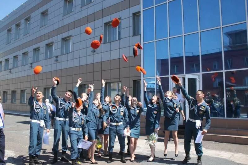 Спасательный школа. ФГБОУ во Сибирская пожарно-спасательная Академия МЧС России. Институт МЧС Красноярск. Колледж МЧС Железногорск. Пожарный университет.