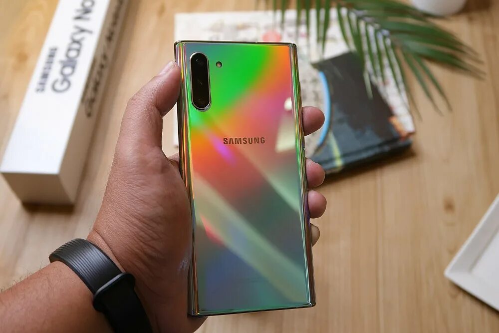 Нот 10 память. Samsung Galaxy Note 10 Plus. Samsung Galaxy Note 10 Plus Aura. Samsung Galaxy Note 10 Plus Аура. Samsung Galaxy Note 10 Aura Glow.