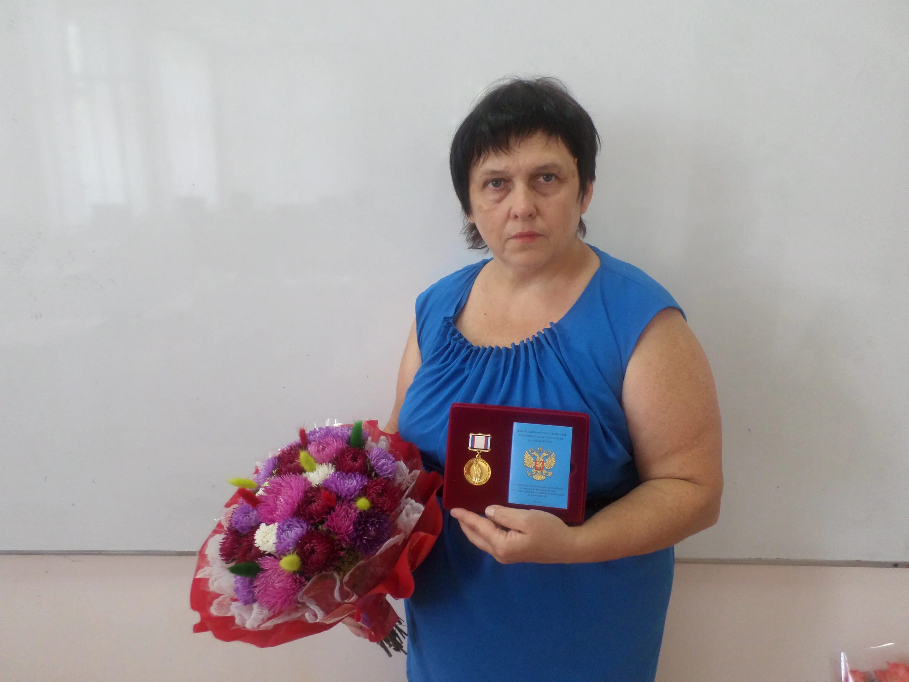 Директор 23 школы новочеркасск. Котельникова валентина викторовна новочеркасск. Новочеркасск котельникова в в. Директора школы новочеркасск. Елена полянникова новочеркасск школа 1.