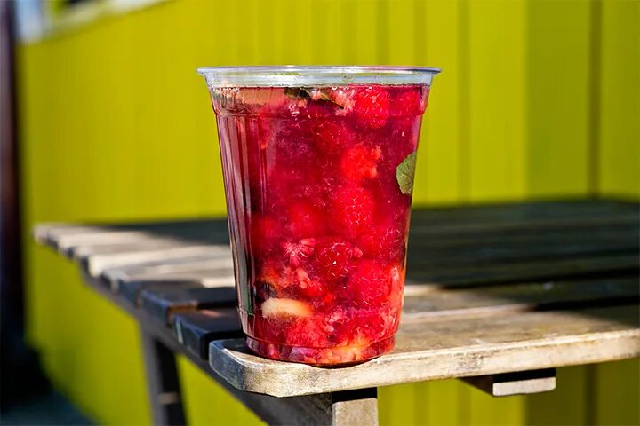 Fruit bar production. Atami fruit bar. Фруктовая нарезка в стаканчиках. Ld с яблоком. Pull tab.