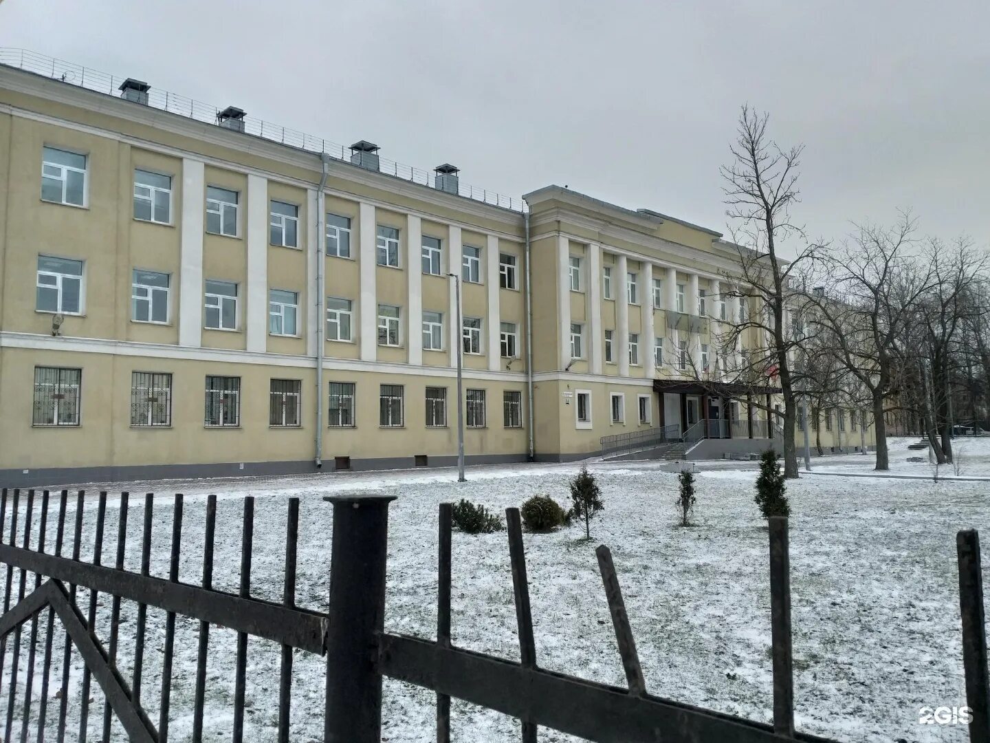 Школа 338 санкт-петербург. Школа 338 лазурная. Школа 338 адрес. Школа 338 санкт-петербург. Школа 338 потаповская роща 22.