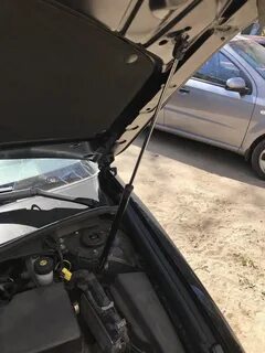 Замена капота тойота