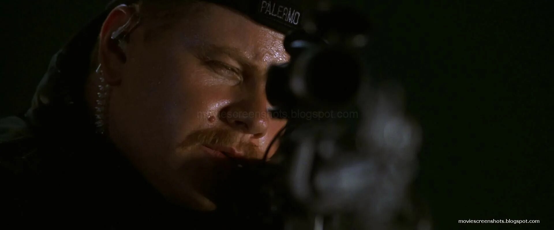 Take him out. Переговорщик фильм 1998. Переговорщик (1998) США боевик, детектив, драма, криминал, триллер. Заблудившийся фильм 1998. Переговорщик фильм 1998 актёры.