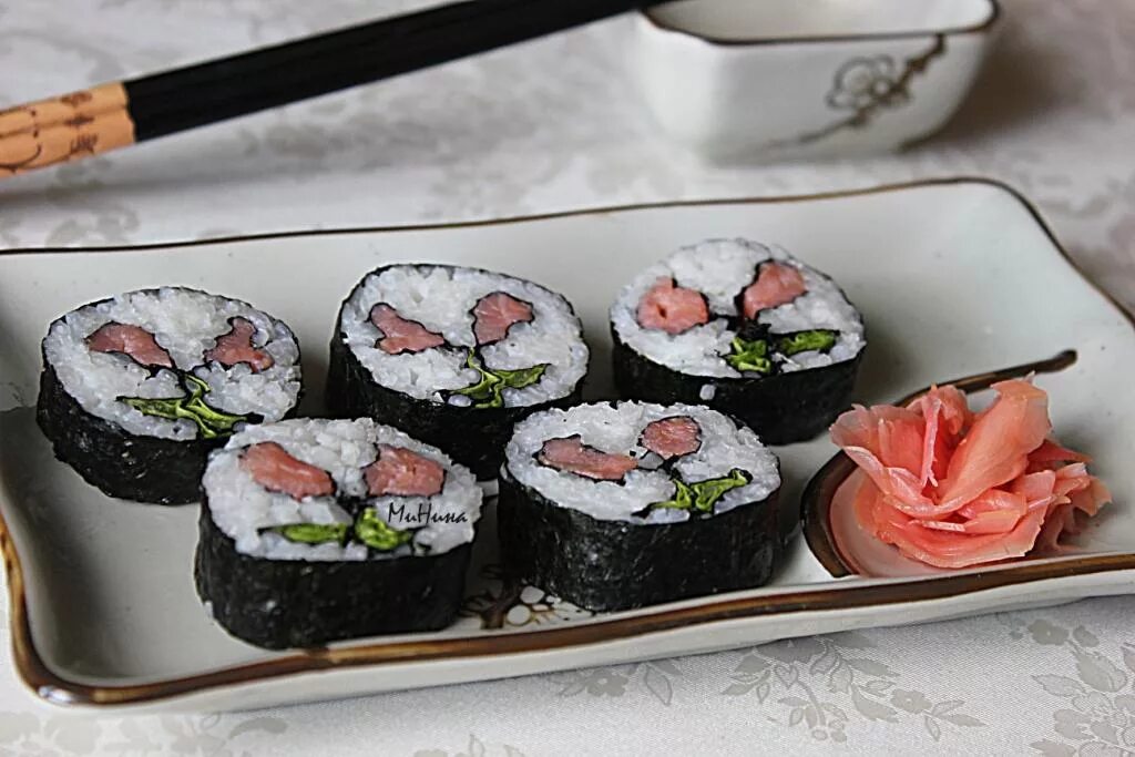 филадельфия инь ролл. начинки для роллов в домашних. суши роллы приготовление. филадельфия в нори. горячие роллы в домашних.