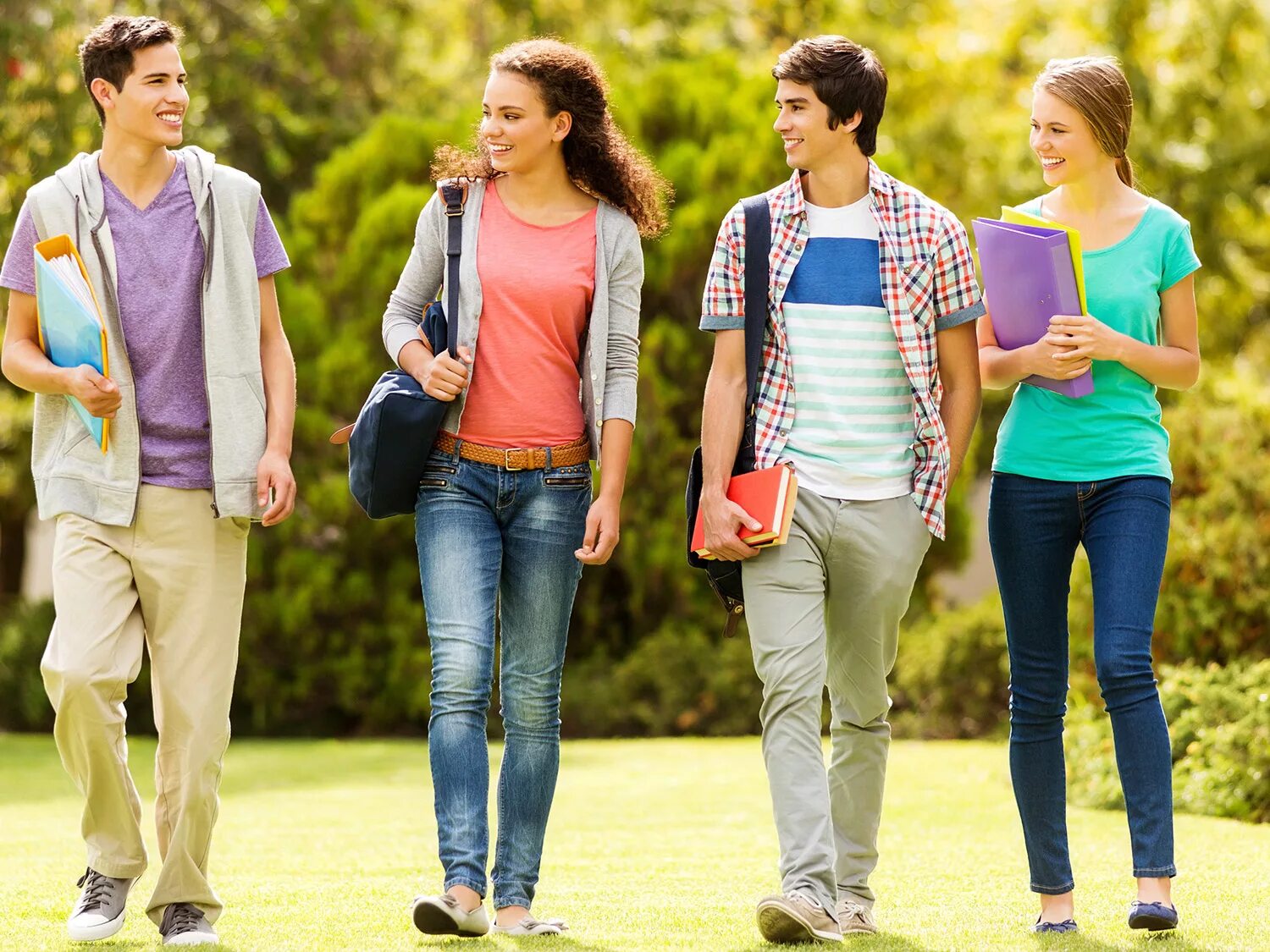 Walking with friends. Running student. The students are going. Student looking for a better Future.