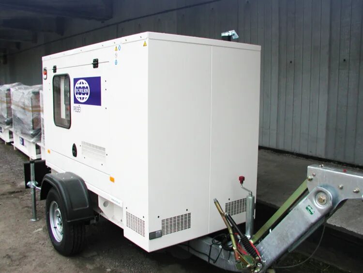 передвижная дизельная электростанция дэс-30. мобильная электростанция сгдэс-30. передвижная дизельная электростанция (пэс-100) тсс эд. техобслуживание дизельных генераторов. передвижная электростанция работа.